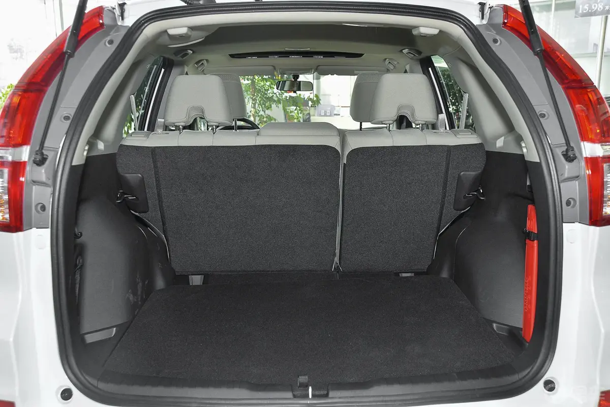 本田CR-V2.0L 两驱 风尚版行李箱空间