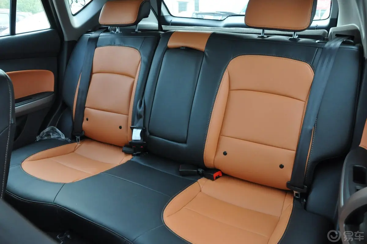 海马S51.6L 手动 豪华型科技版后排座椅