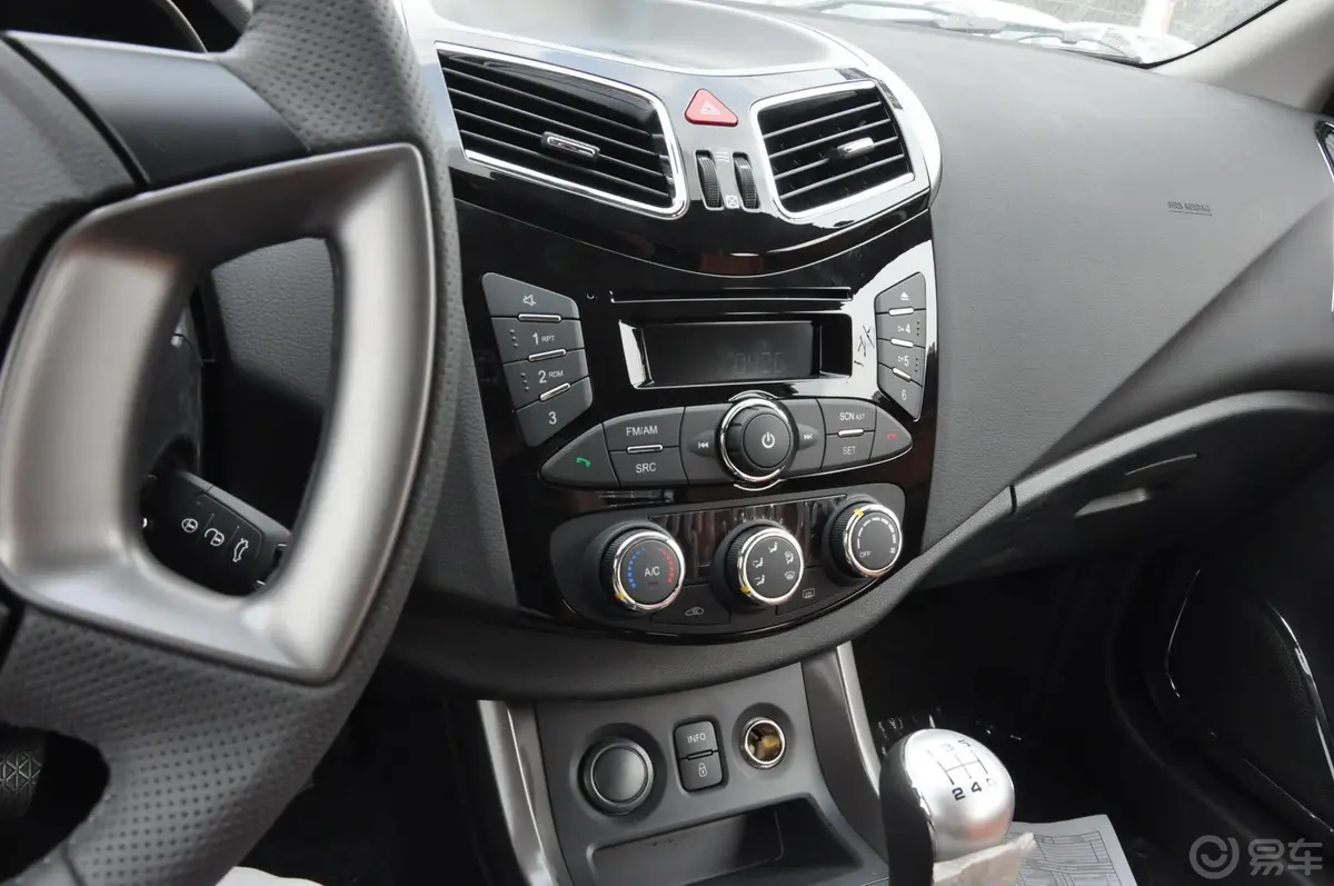 海马S51.6L 手动 豪华型科技版中控台驾驶员方向