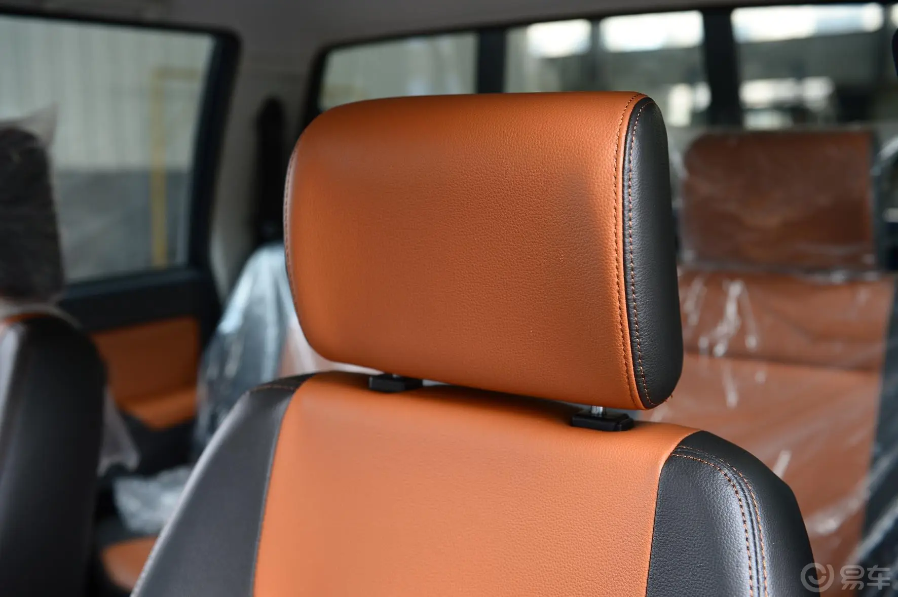 宝典新超值版 2.4L 手动 四驱 舒适版 汽油 国V驾驶员头枕