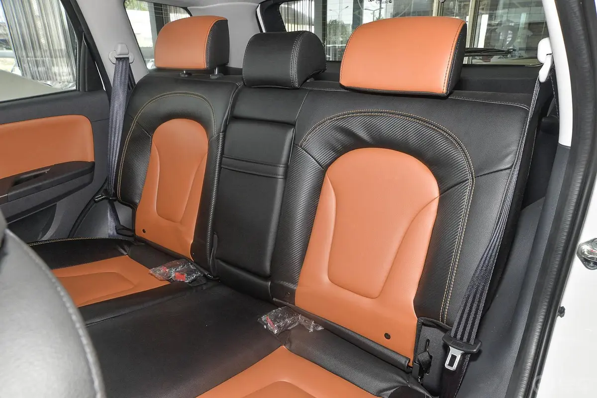 海马S71.8T 自动 纵骋型后排座椅