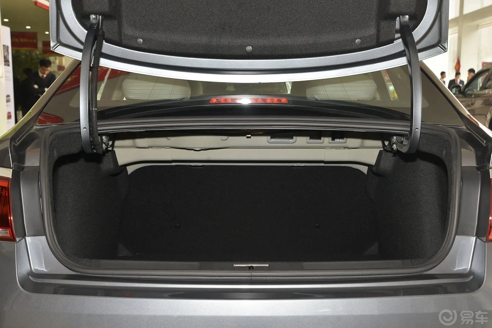 C4世嘉1.6L 自动 舒适版行李箱空间