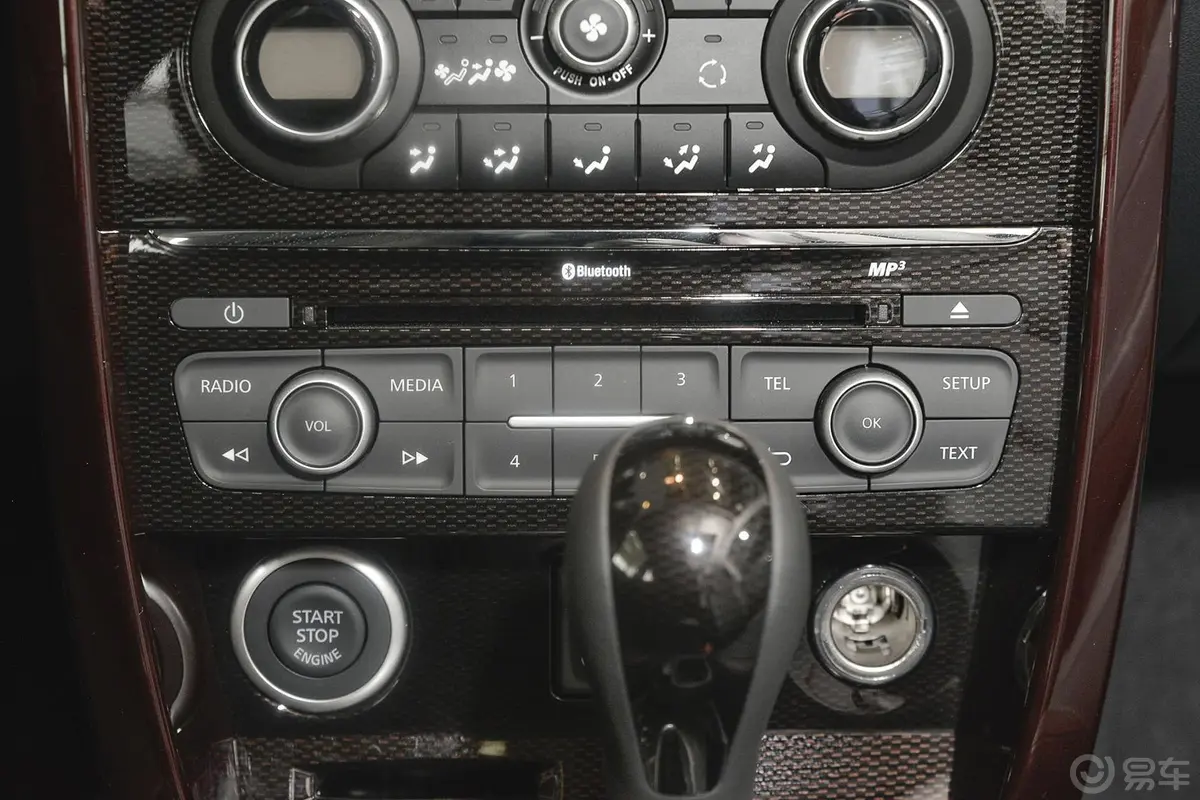 科雷傲(进口)2.5L 两驱 舒适运动版音响