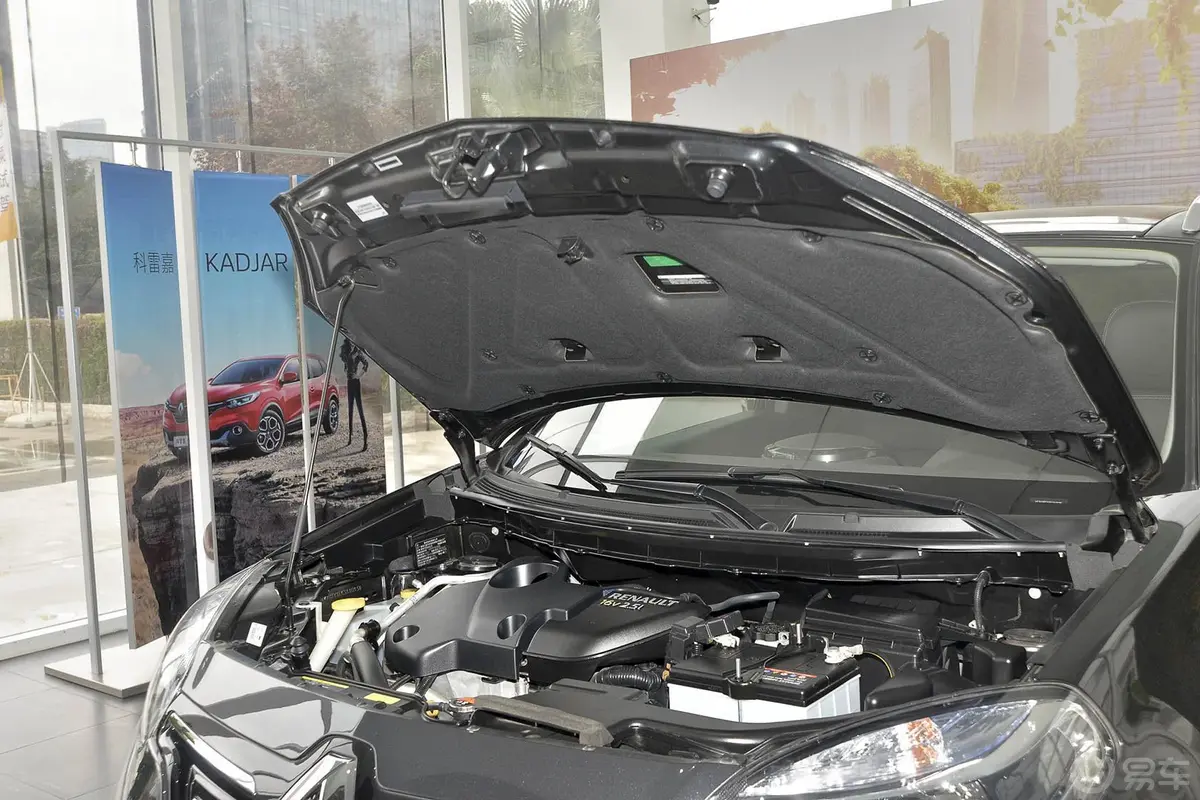 科雷傲(进口)2.5L 四驱 舒适运动版发动机盖开启