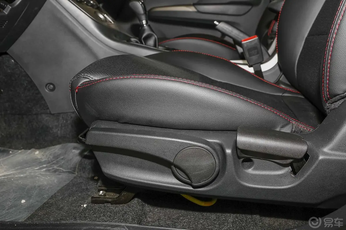 海马M31.5L MT 智能舒适型座椅调节键