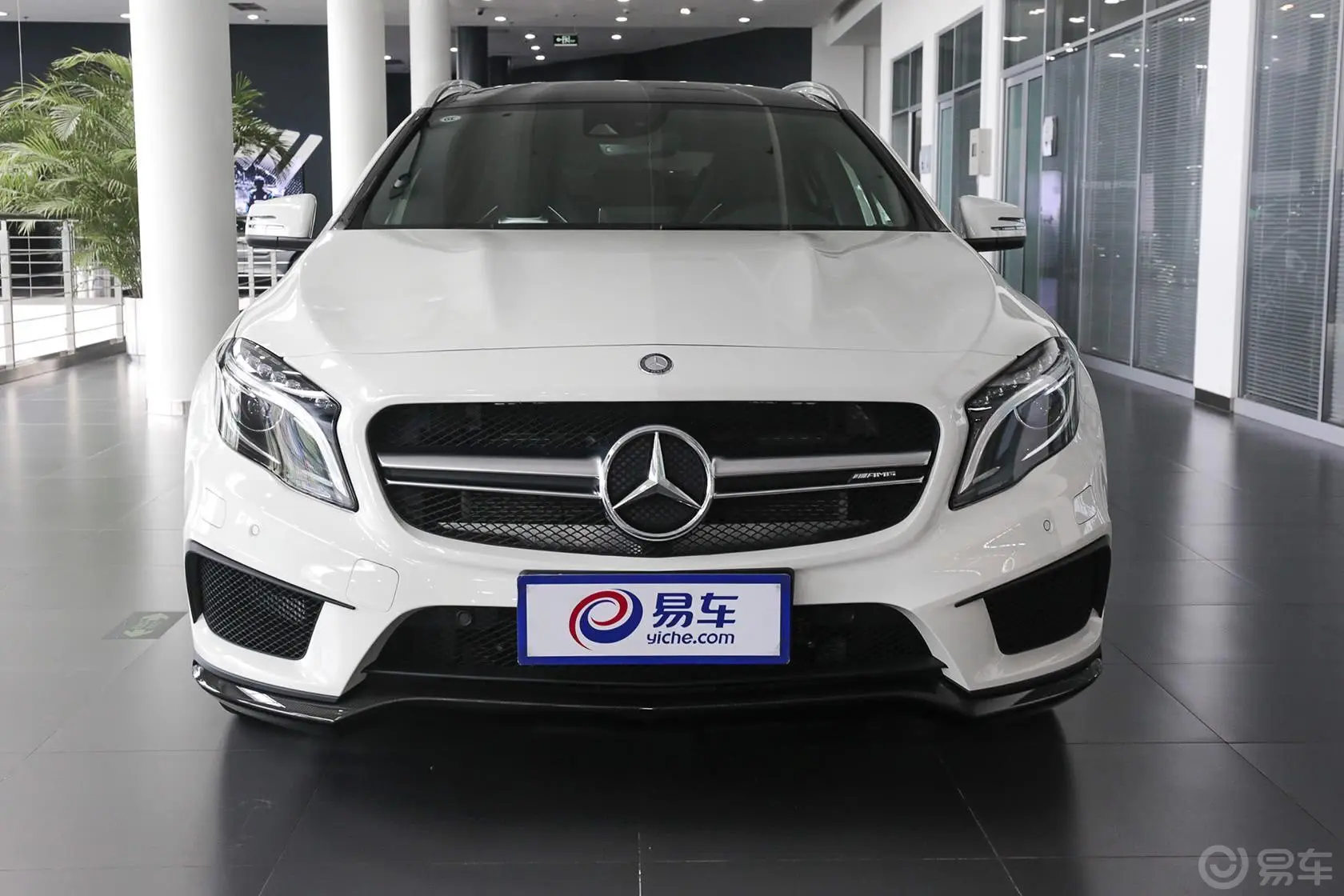 奔驰GLA AMGGLA 45 AMG 4MATIC外观