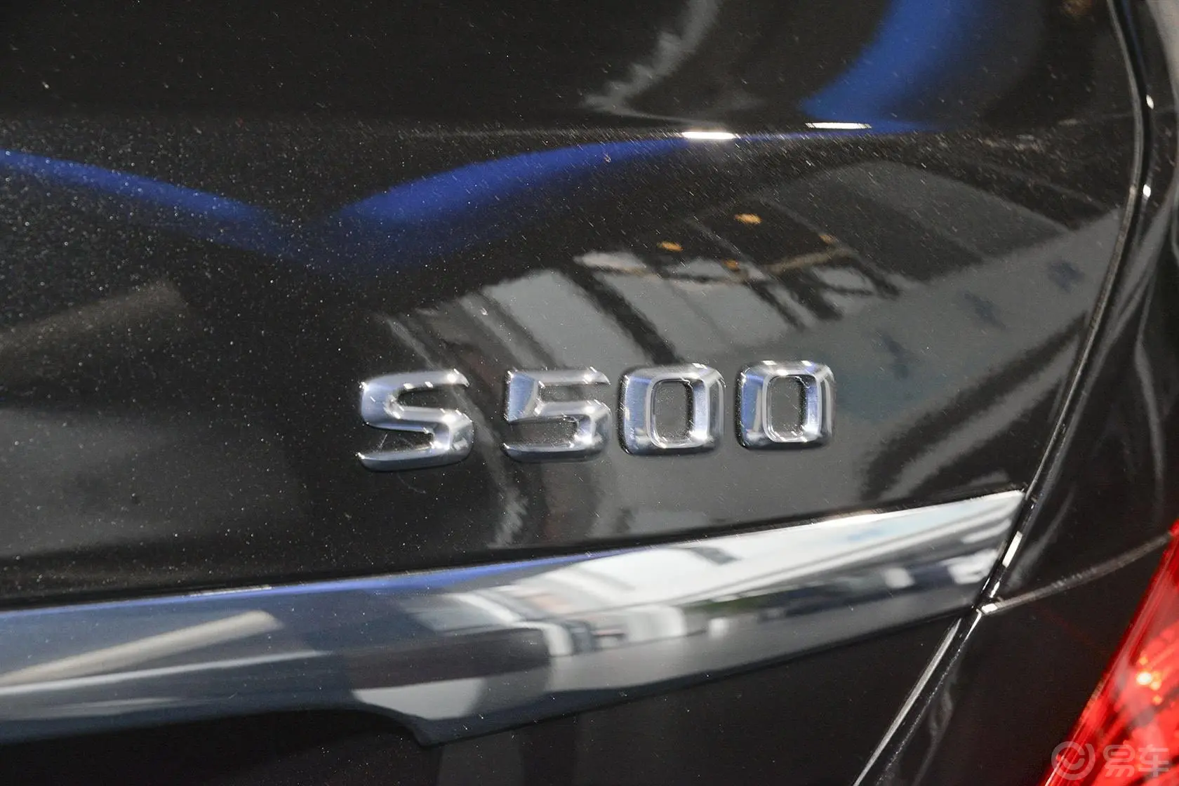 迈巴赫S级500 4MATIC尾标