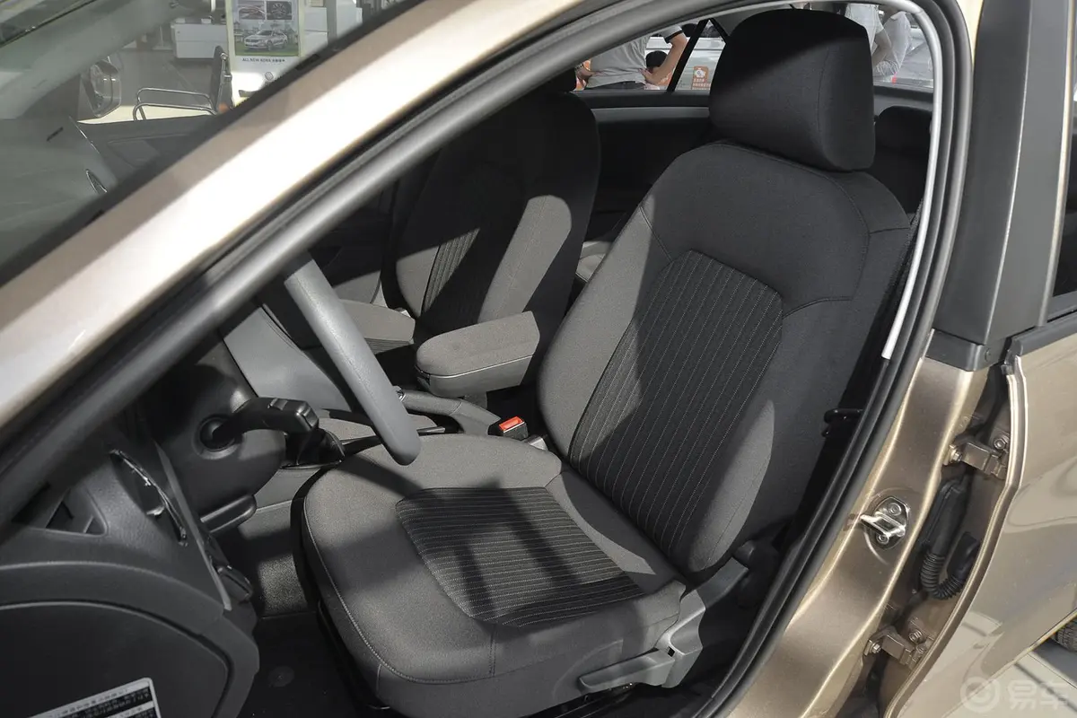 捷达质惠版 1.6L 手动舒适型驾驶员座椅