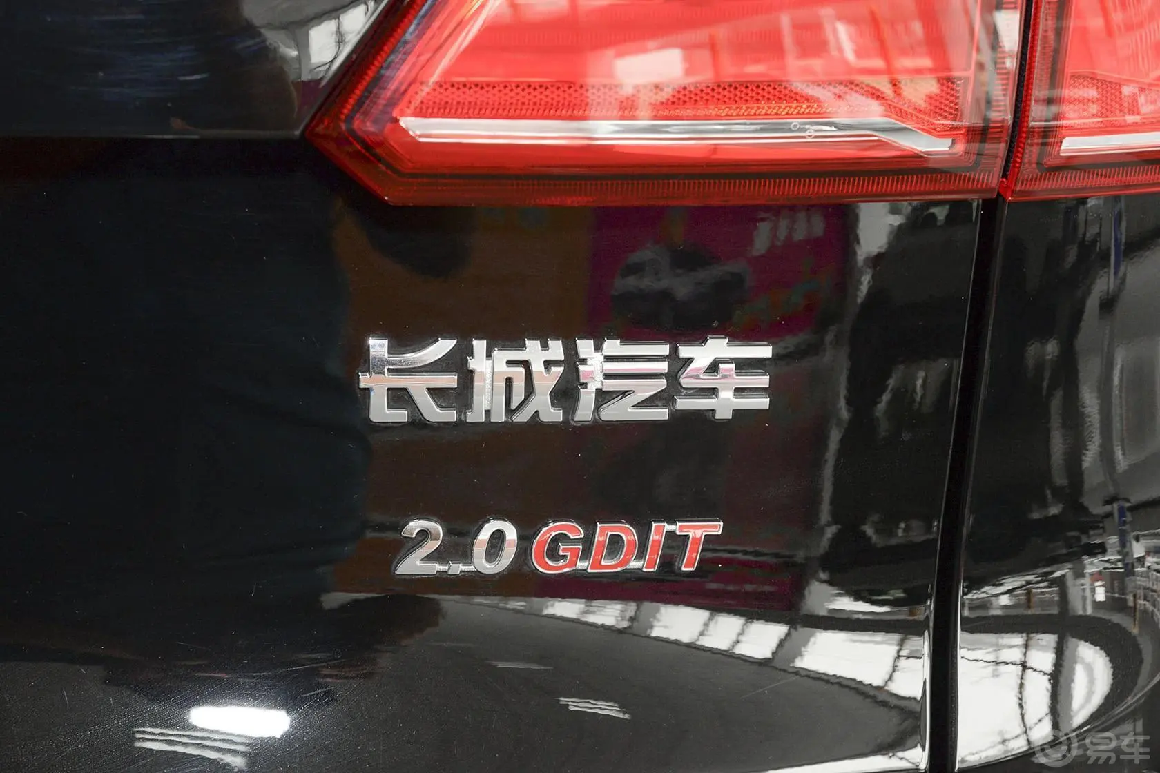 哈弗H6 Coupe2.0T 手动 两驱 精英版外观