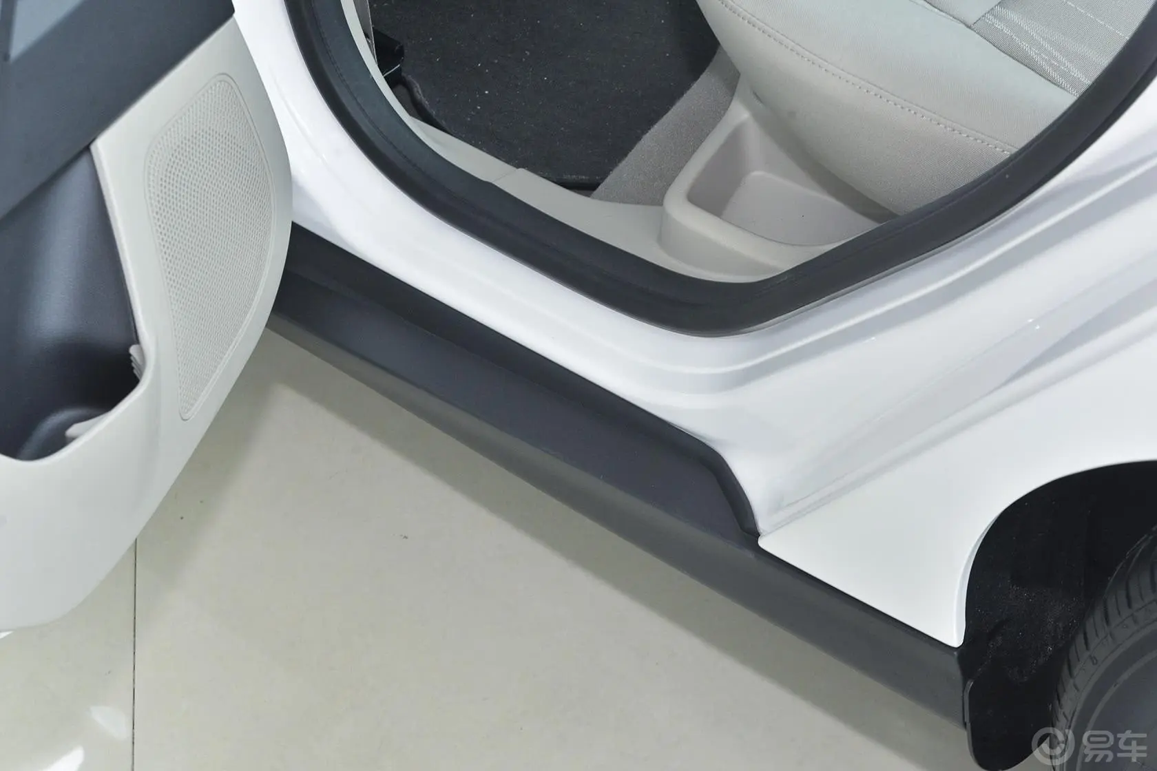 福克斯三厢 1.6L 自动舒适型外观