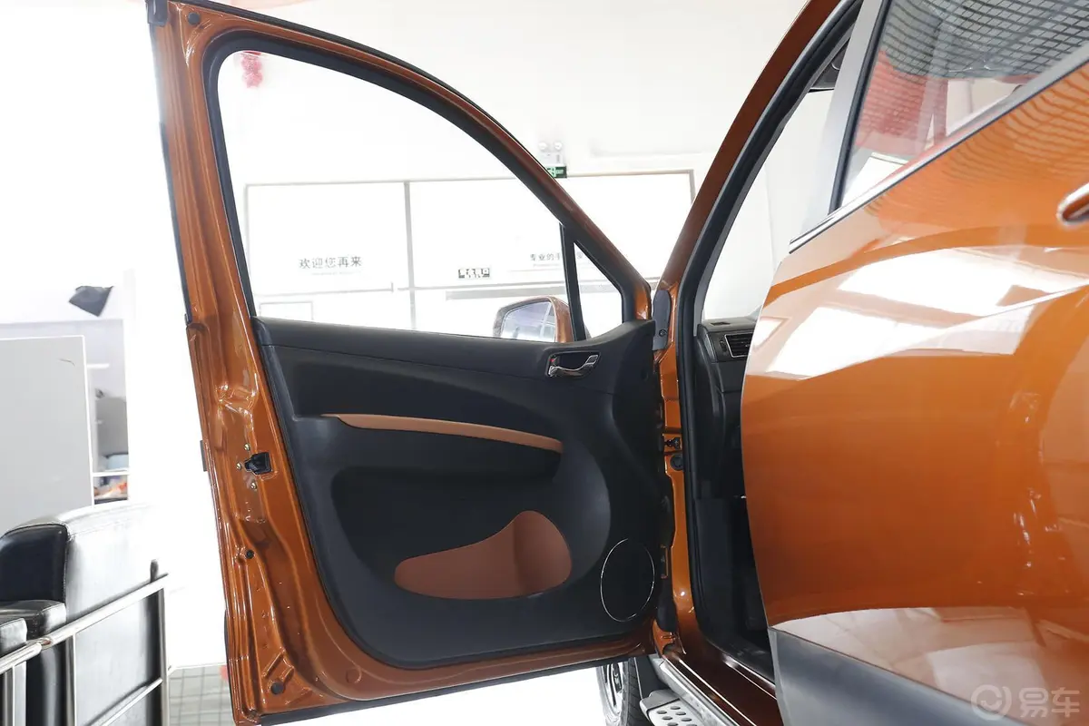 景逸X51.6L 手动 豪华型驾驶员侧车门内门板