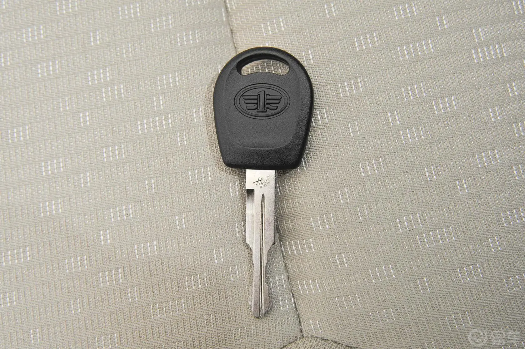 奔腾B301.6L 手动 舒适型钥匙