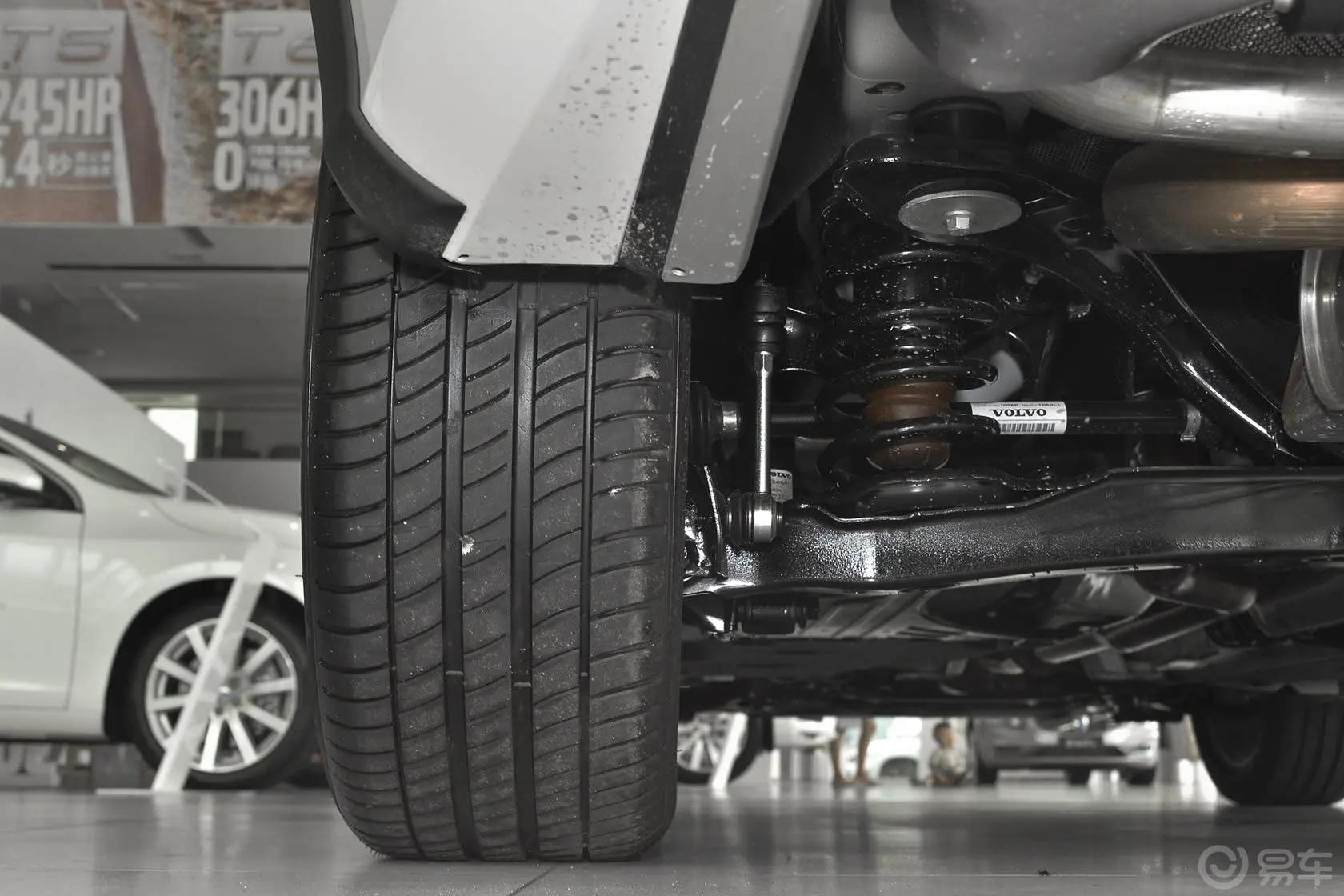 沃尔沃V60T6 AWD 个性运动版轮胎花纹