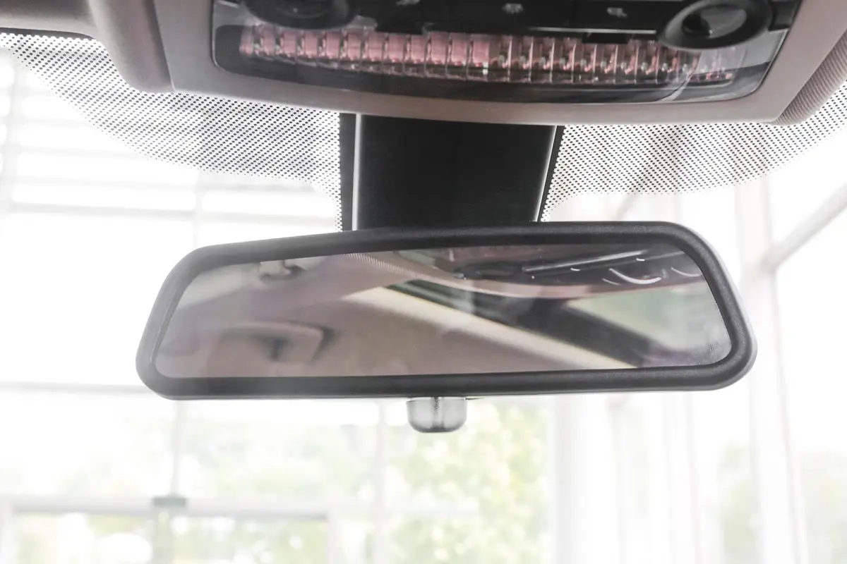 宝马5系(进口)520i 旅行轿车内后视镜