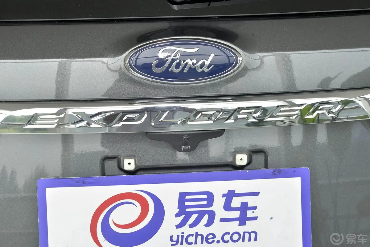 探险者(进口)3.5T 手自一体 精英版 EcoBoost尾标