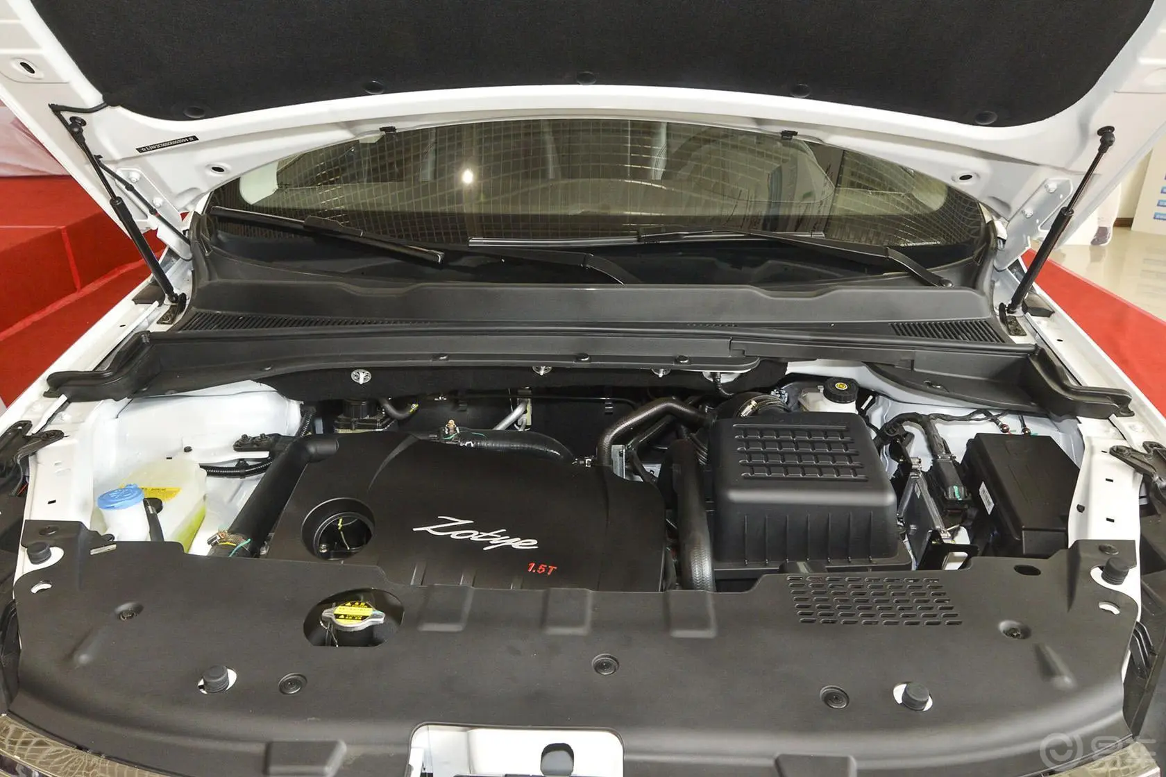 大迈X51.5T 手动 豪华型 7座 国五发动机