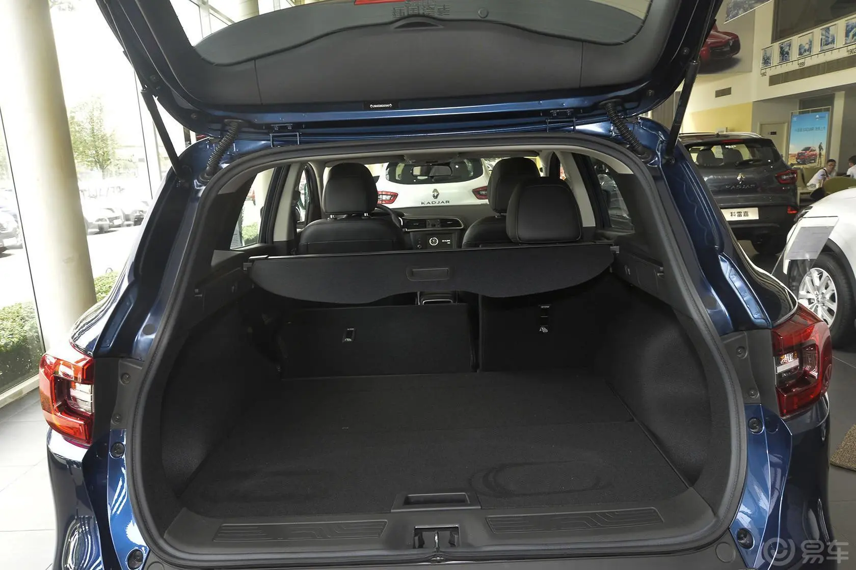 科雷嘉2.0L 两驱 豪华版行李箱空间