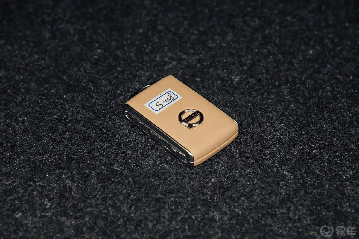沃尔沃S90(进口)T6 AWD 智尊版钥匙