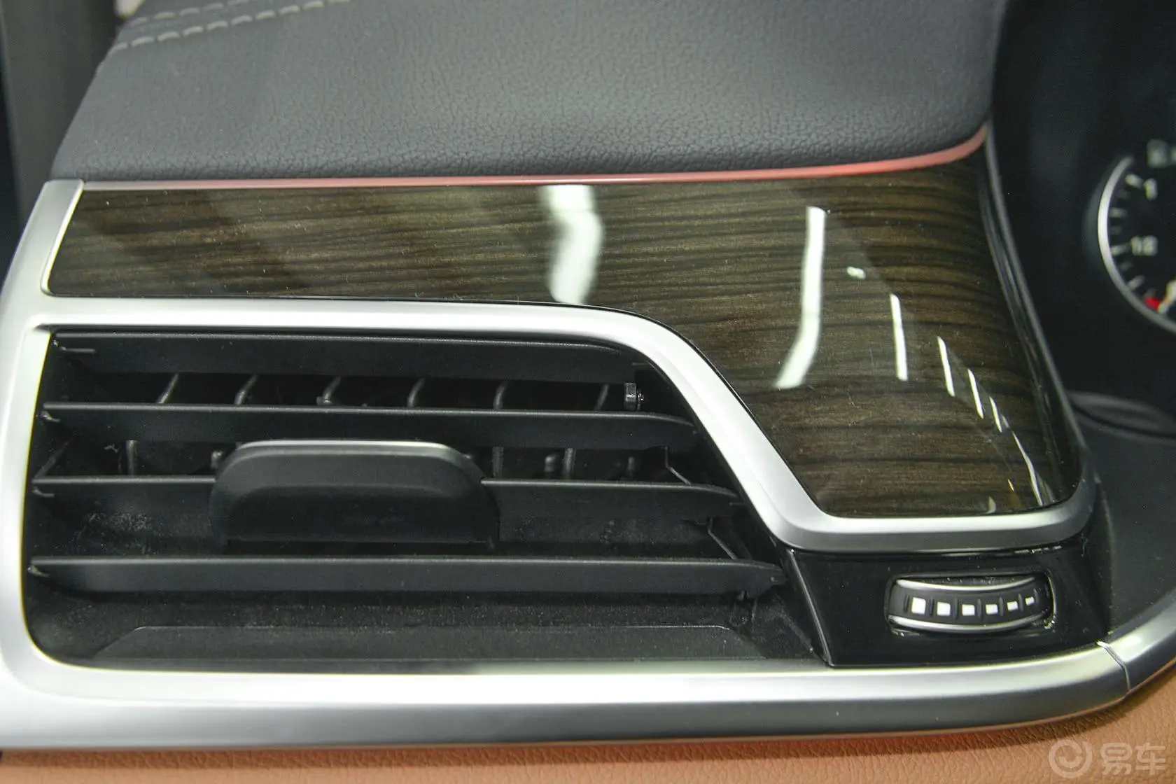 宝马7系730Li 领先型内饰