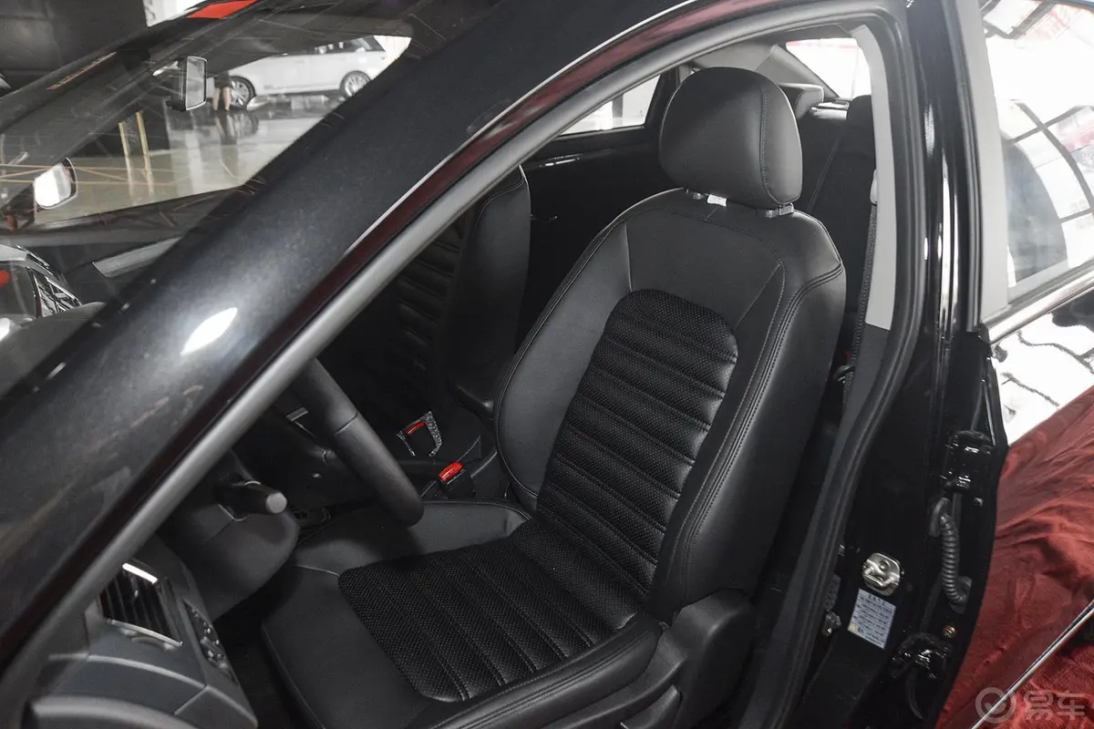 景逸S501.6L CVT 旗舰型驾驶员座椅