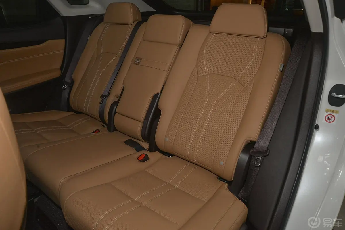 雷克萨斯RX450h 四驱 豪华版 国V后排座椅