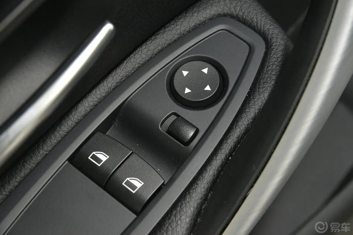 宝马4系双门轿跑车 420i 时尚型车窗升降键