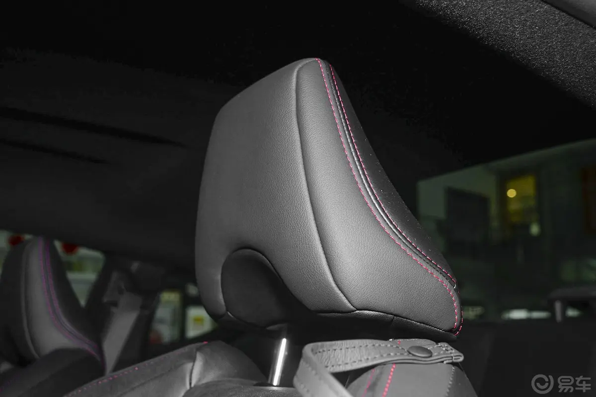 丰田862.0L 自动 豪华型驾驶员头枕
