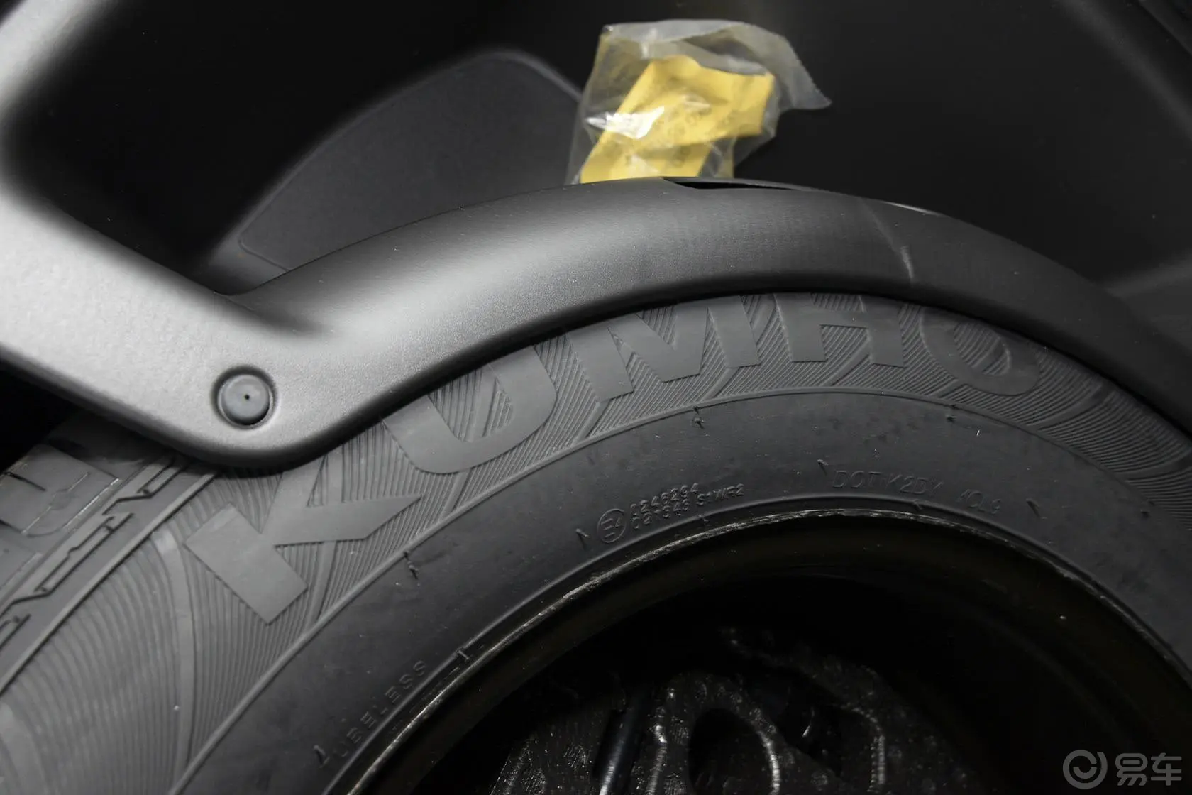 大切诺基(进口)3.0TD 柴油 舒享导航版备胎品牌