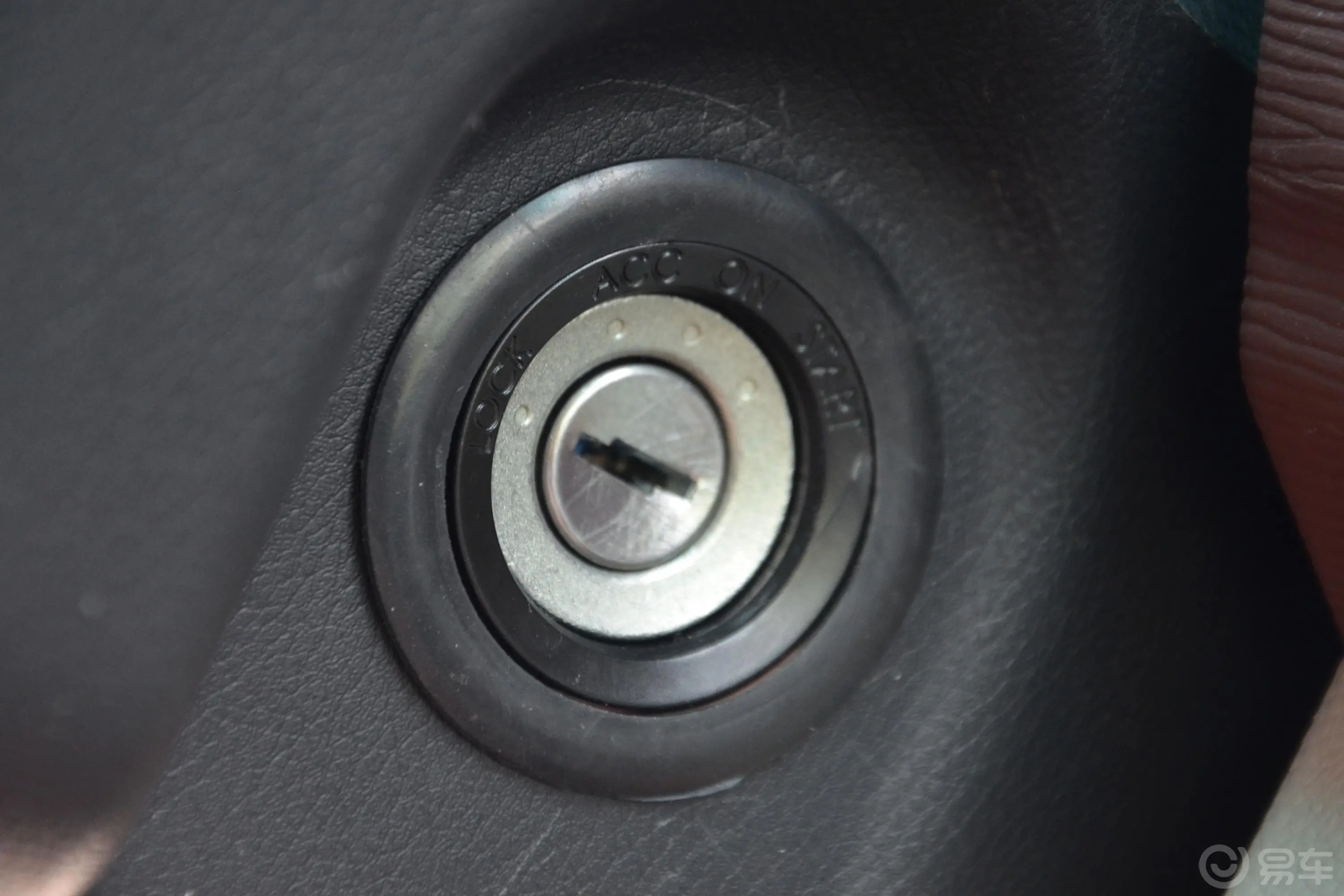 菱智M5L 1.6L 手动 舒适版 7座钥匙孔或一键启动按键