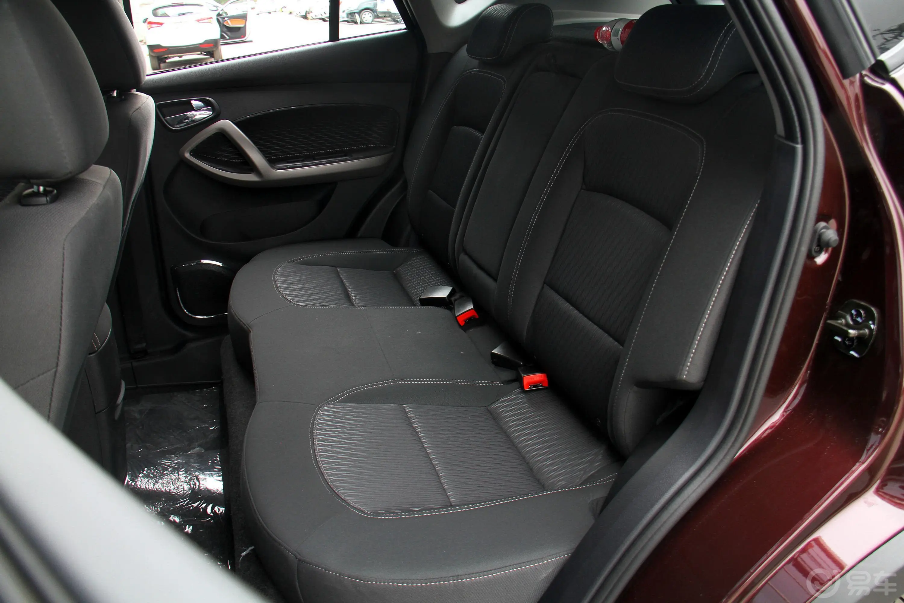 海马S5强动力版 1.6L 手动 舒适版后排座椅
