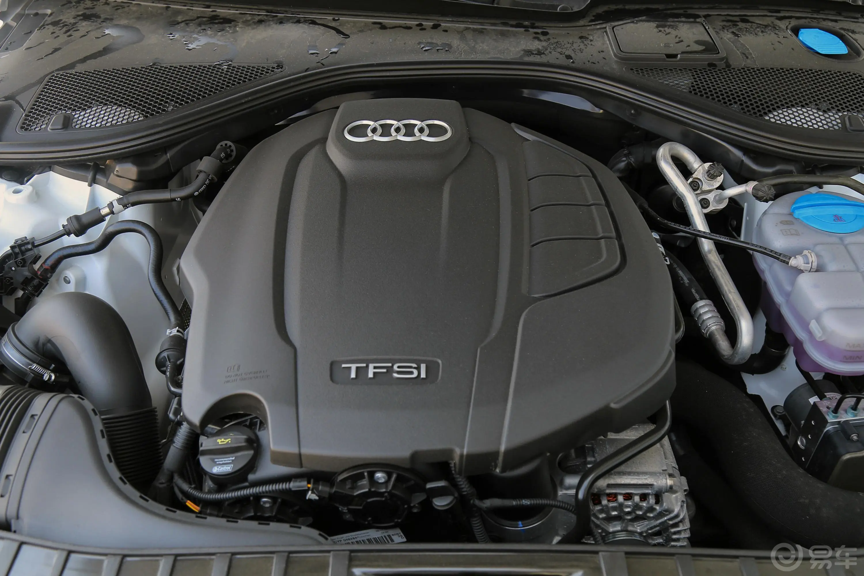 奥迪A740 TFSI 进取版外观