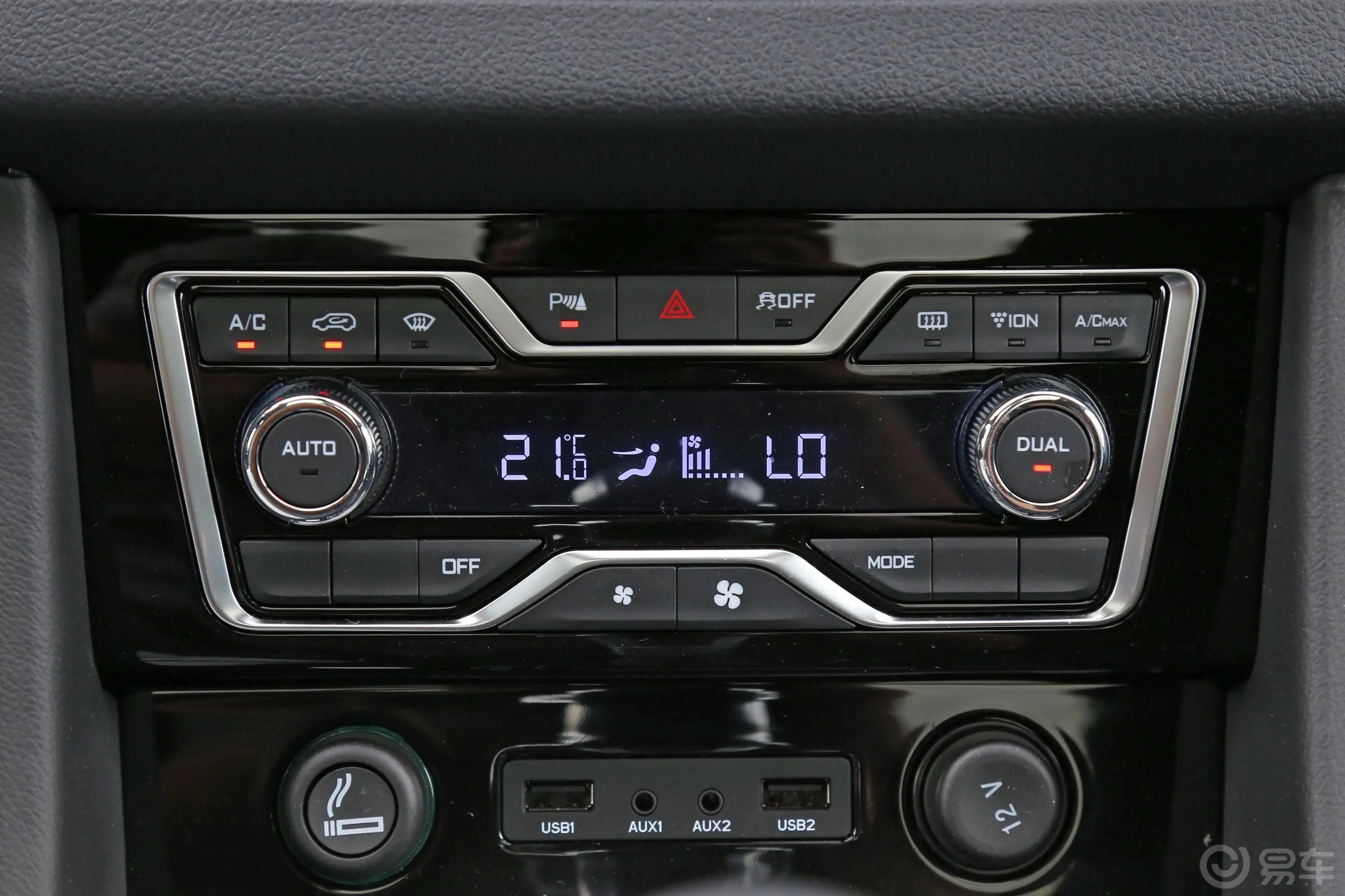 众泰T600 Coupe1.5T 手自一体 尊享版空调