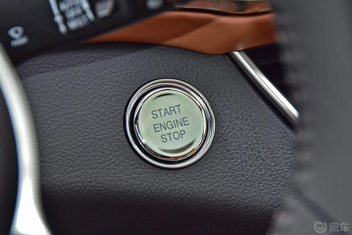 众泰T600 Coupe1.5T 手动 尊享版钥匙孔或一键启动按键