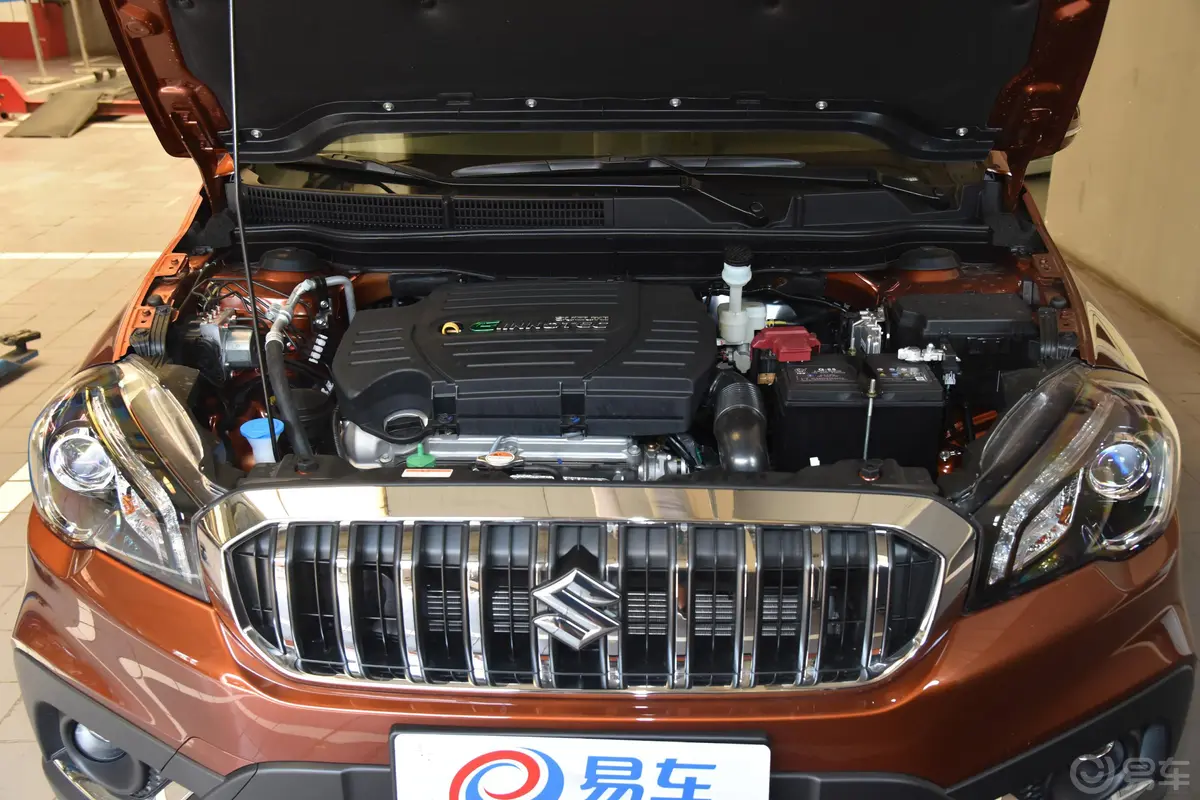 骁途1.6L 手动 两驱 都市进取版发动机舱整体