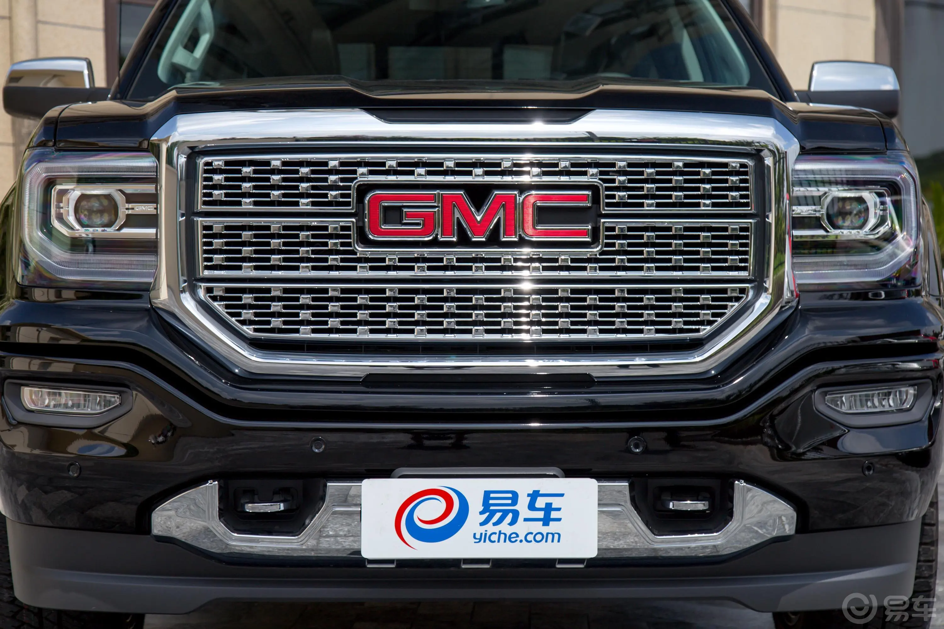 GMC Sierra6.2L 手自一体 DENALI 顶配版外观