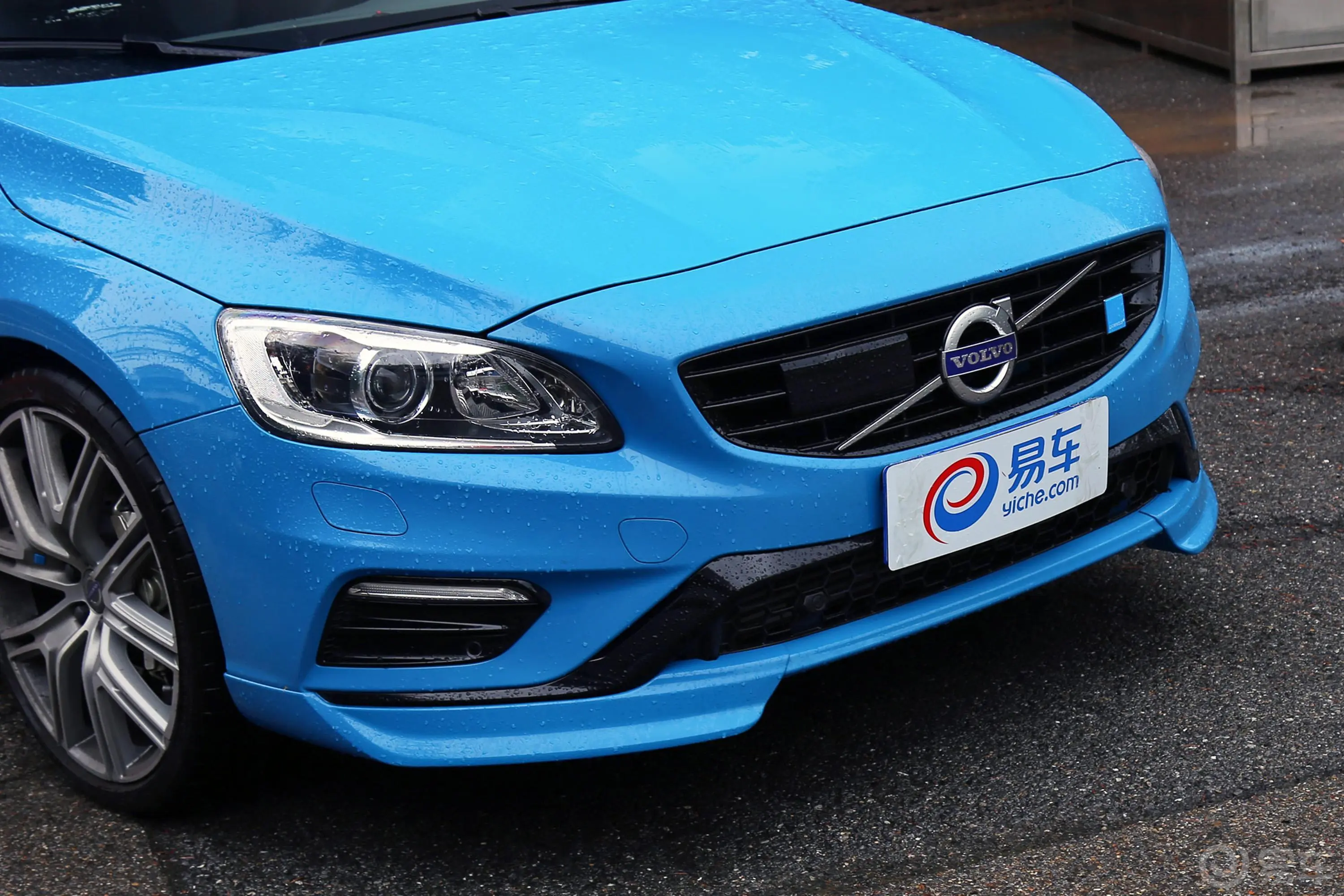 沃尔沃S60(进口)Polestar 国Ⅴ前格栅侧俯拍