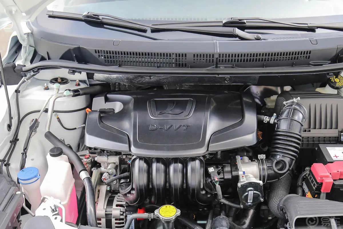 U5 SUV1.6L CVT 旗舰版外观