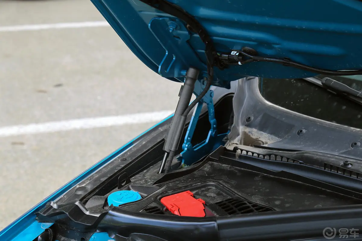 宝马4系双门轿跑 440i xDrive M运动套装外观