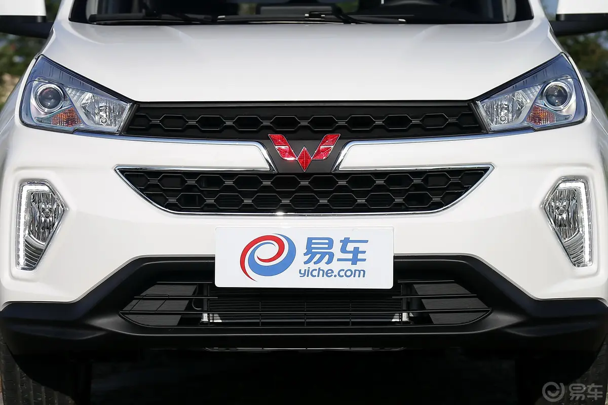 五菱宏光S31.5L 手动 豪华型 国V外观