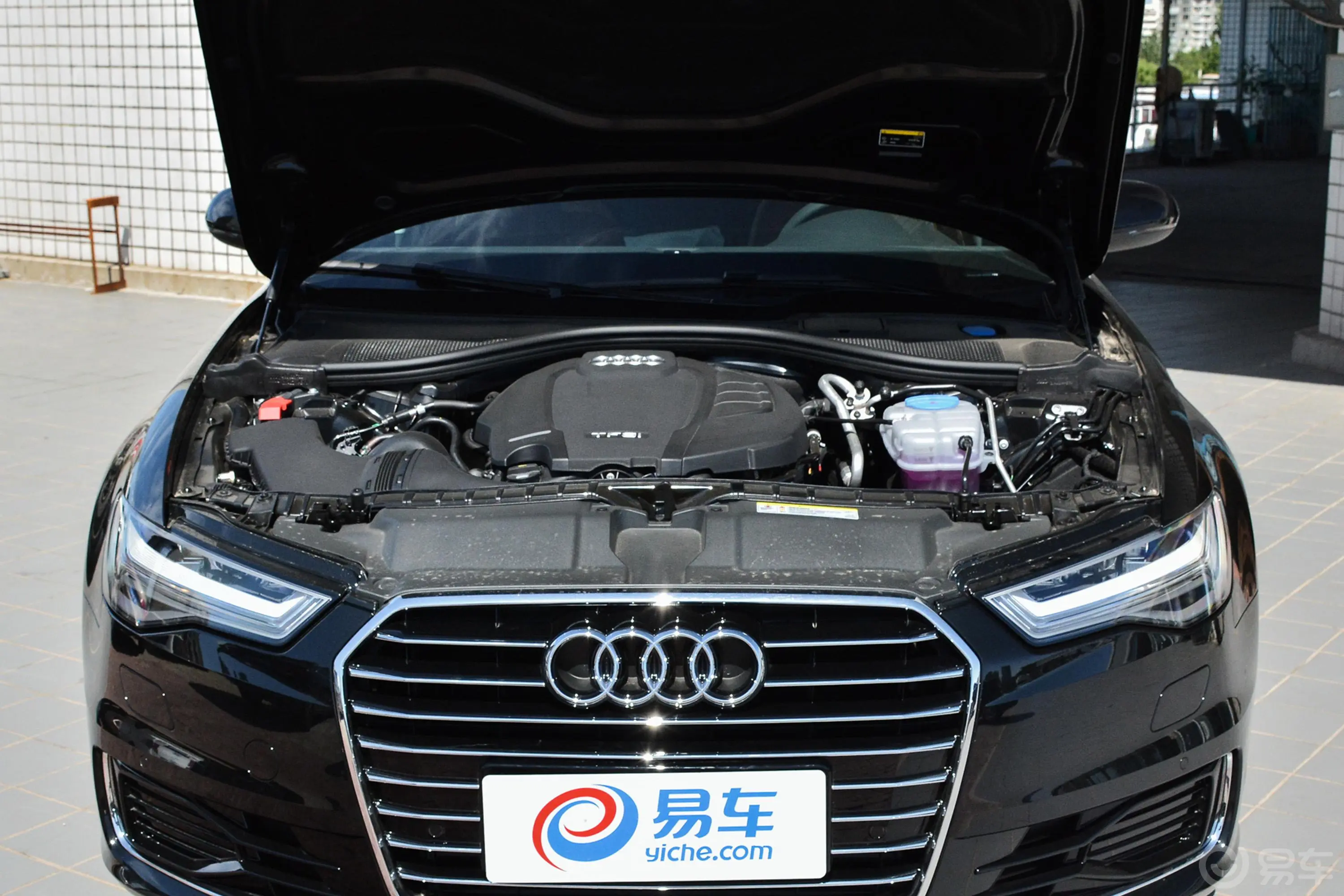 奥迪A6L30周年纪念版 TFSI 进取版外观