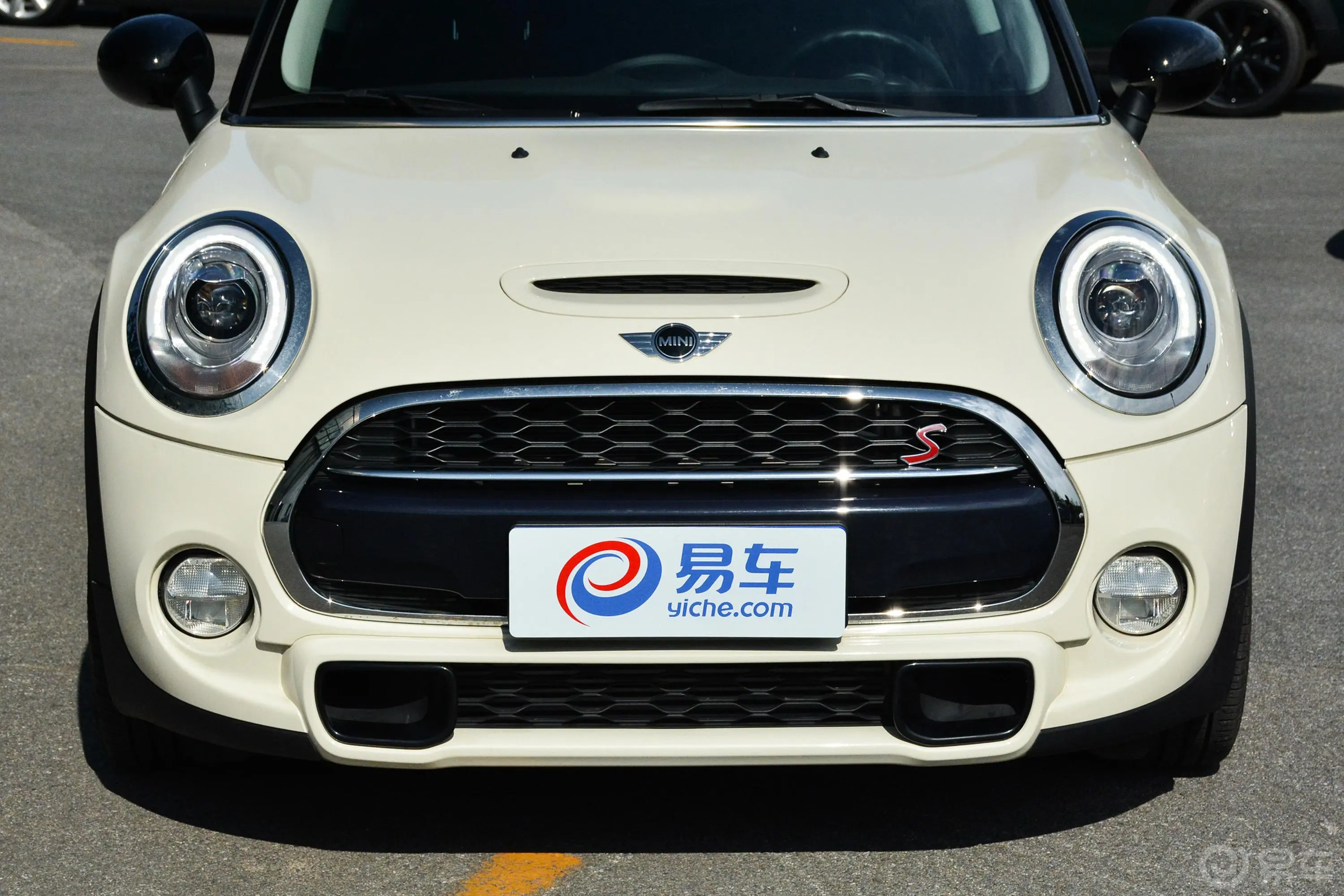 MINI2.0T COOPER S 手自一体 三门版外观