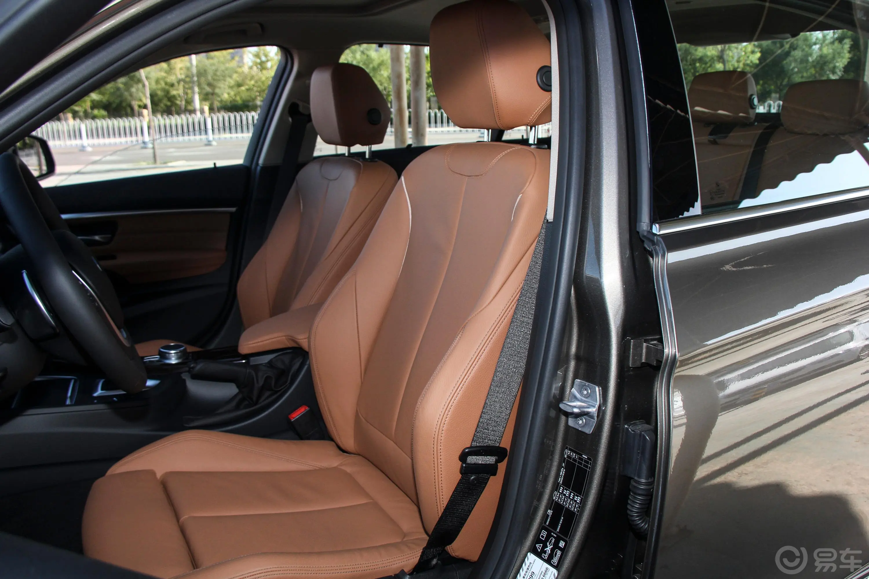 宝马3系330Li xDrive 豪华套装驾驶员座椅