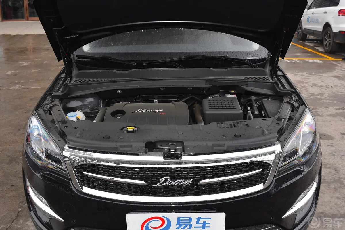 大迈X5升级版 1.5T CVT 知县版发动机舱整体