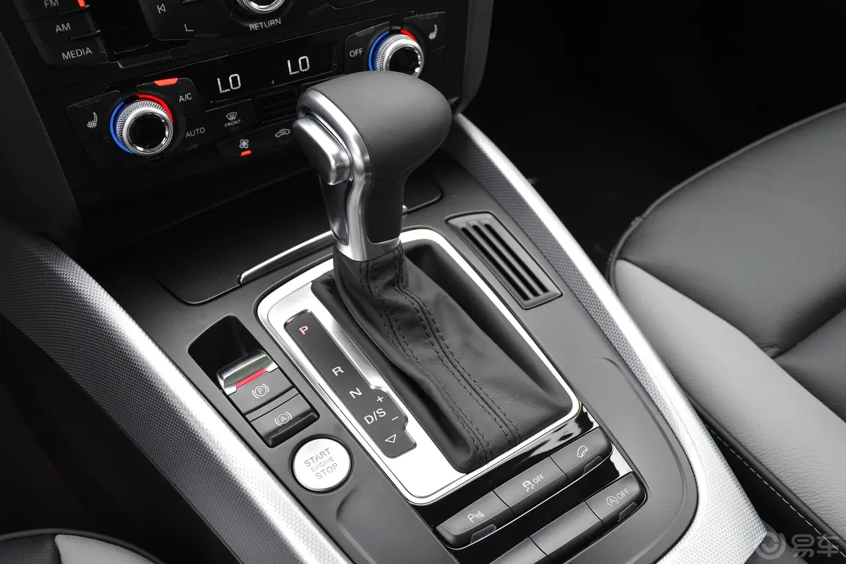 奥迪Q5Plus 40 TFSI 技术版换挡装置