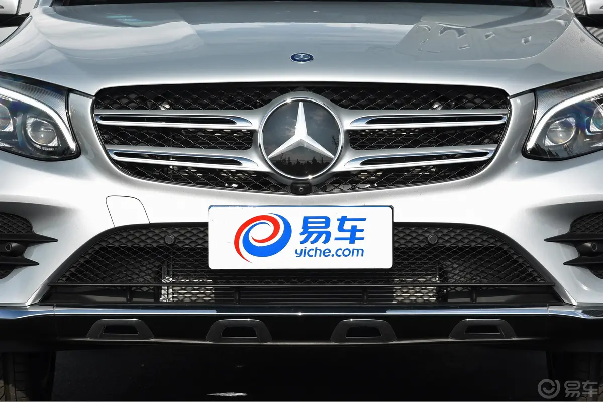 奔驰GLCGLC 300 4MATIC 豪华版外观