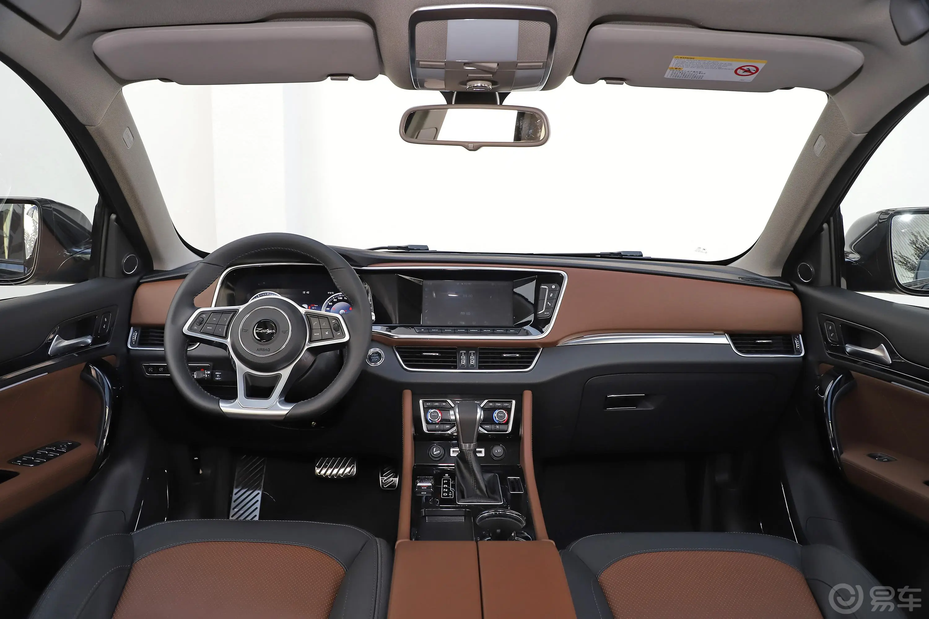 众泰T600 Coupe1.8T 双离合 互联网智尊版副驾驶员车门