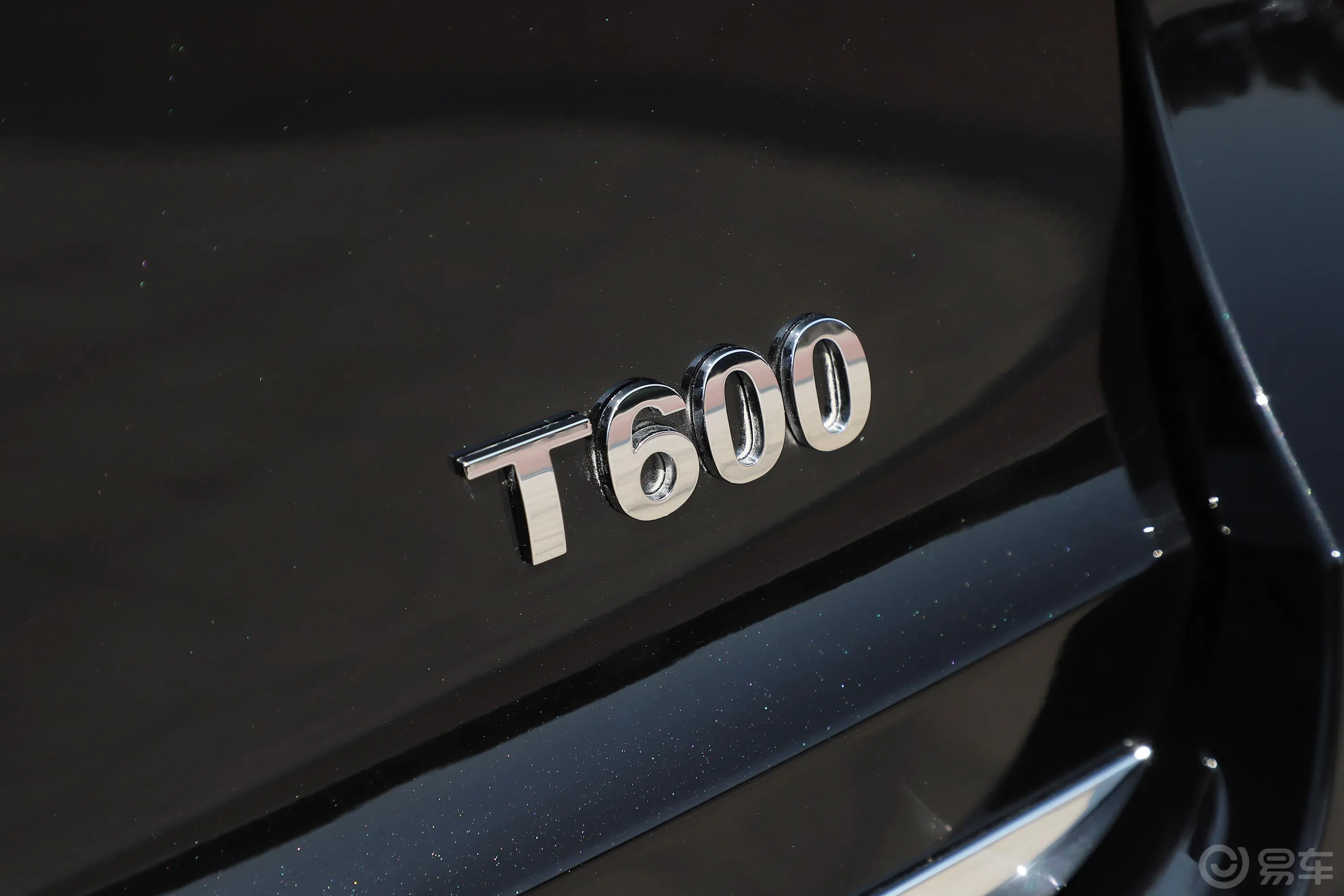 众泰T600运动版 1.5T 手动 豪华版外观