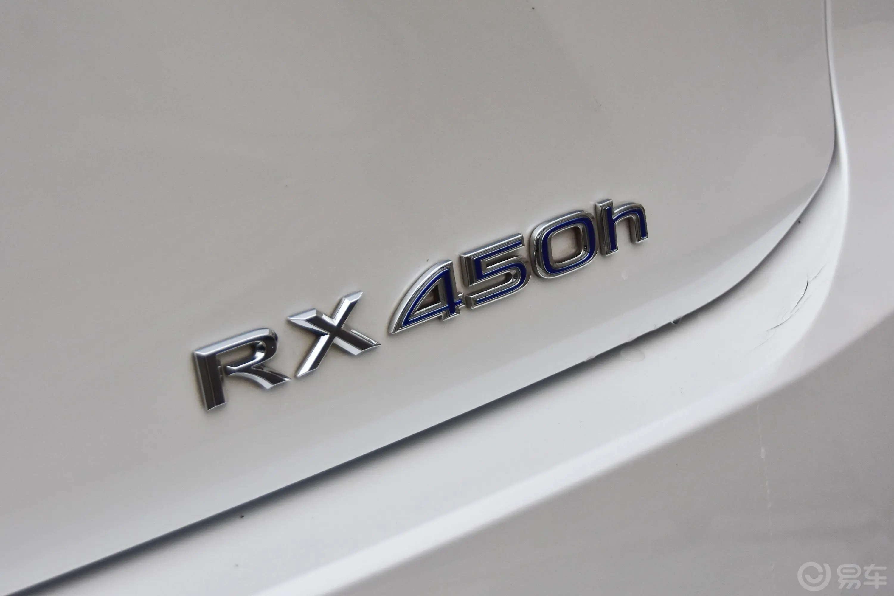 雷克萨斯RX300 两驱 舒适版 国V外观