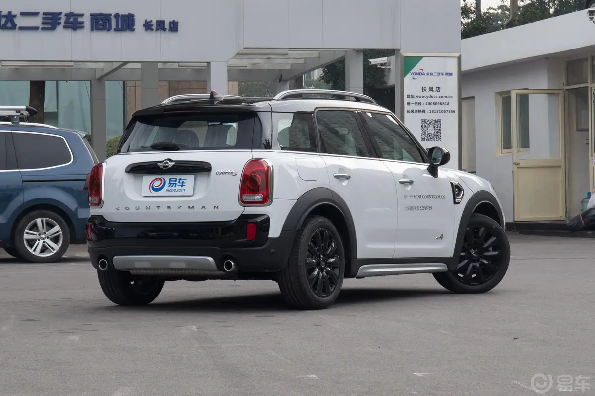 MINI COUNTRYMAN2.0T COOPER S ALL4 探险家侧后45度车头向右水平