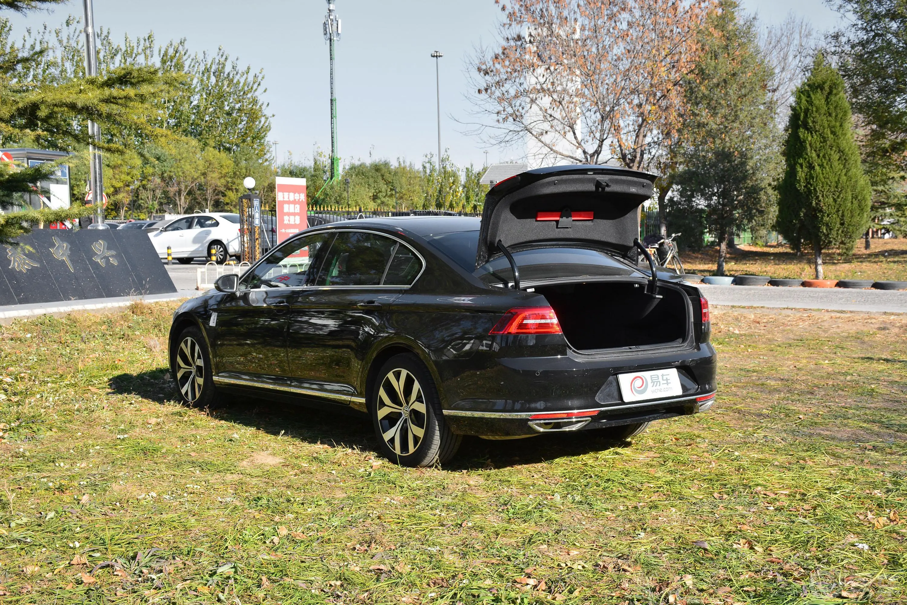 迈腾380TSI 双离合 旗舰版空间